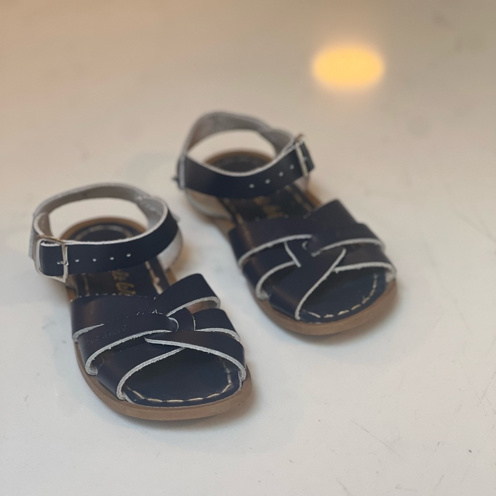 Salt Water - Original Leather Cross Strapped Waterproof Sandals | Navy blue